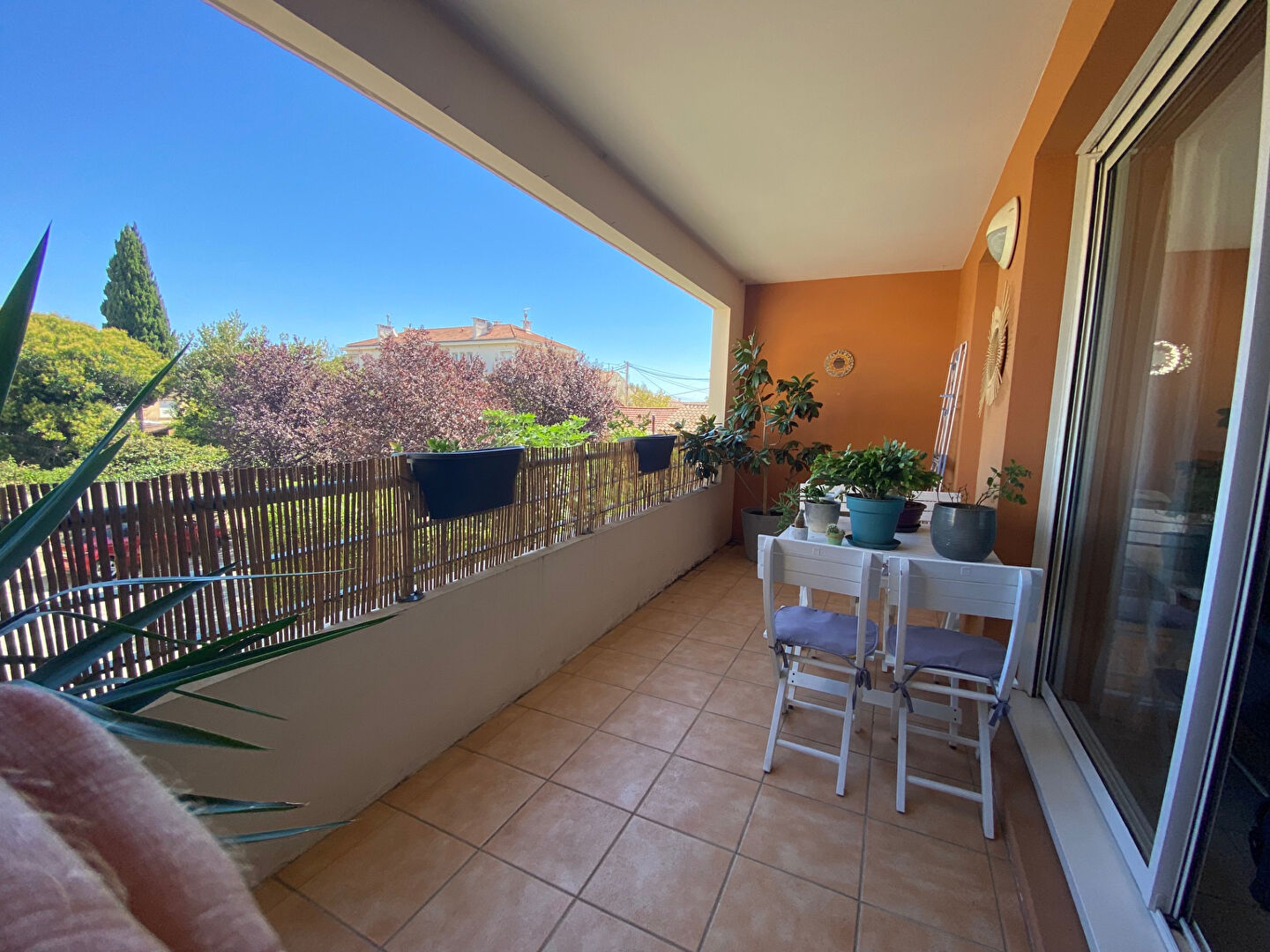 Appartement type 2 avec terrasse