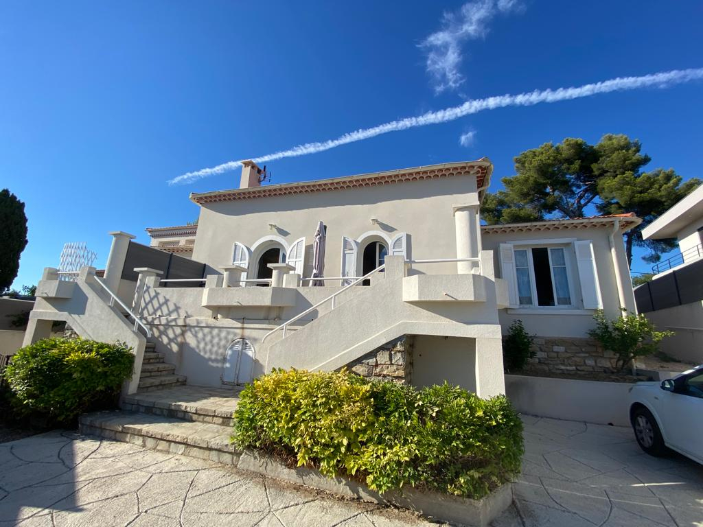 Maison type 4 - 110m\u00b2